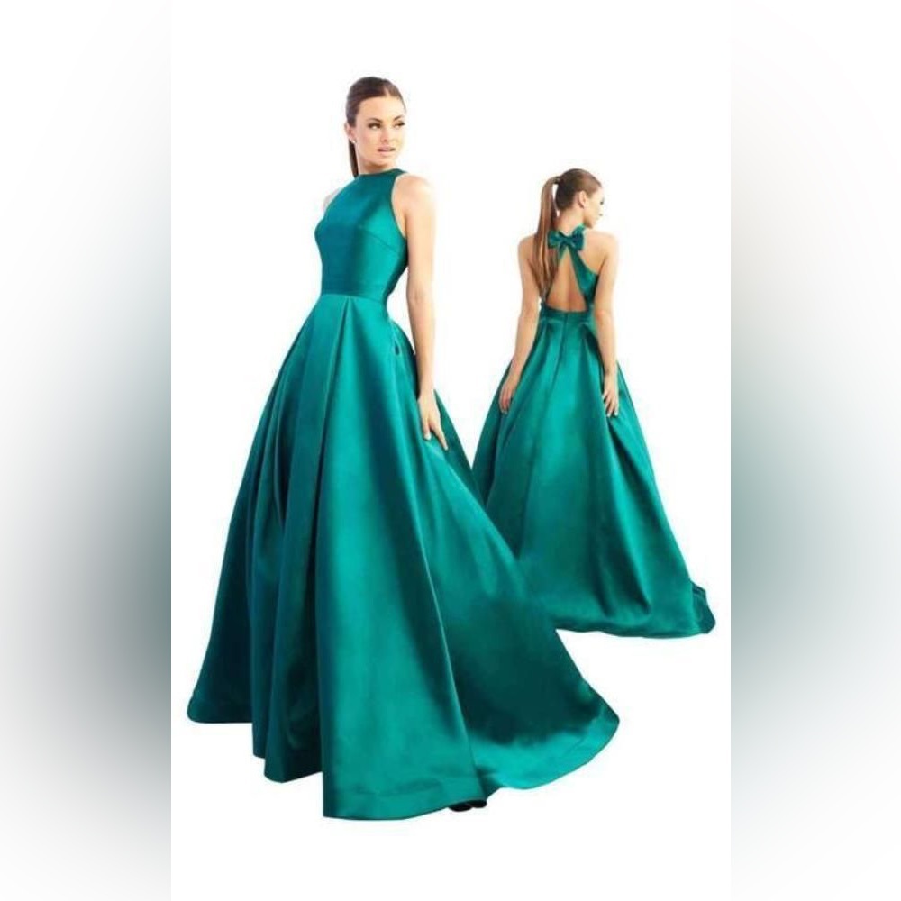 Mac Duggal Emerald Green Ball Gown - Like new condition